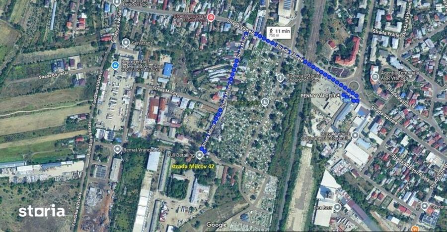 Teren de 5000 mp, în Vest