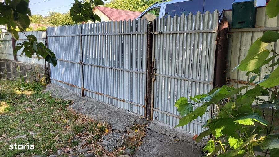 Casă cu 4 camere cu Teren 11287 Mp în Țifești