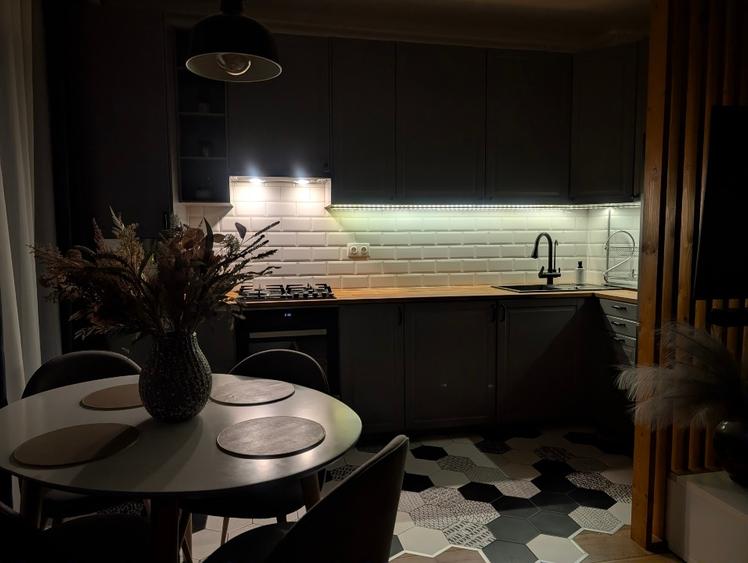 Apartament cu 2 camere semidecomandat, mobilat în Mărăști