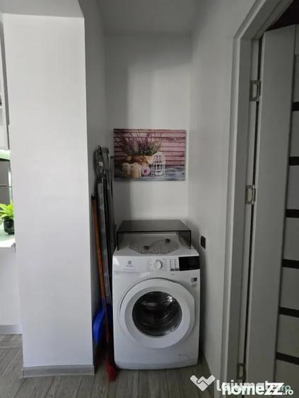 Apartament cu 2 camere semidecomandat în Platoul Izvor