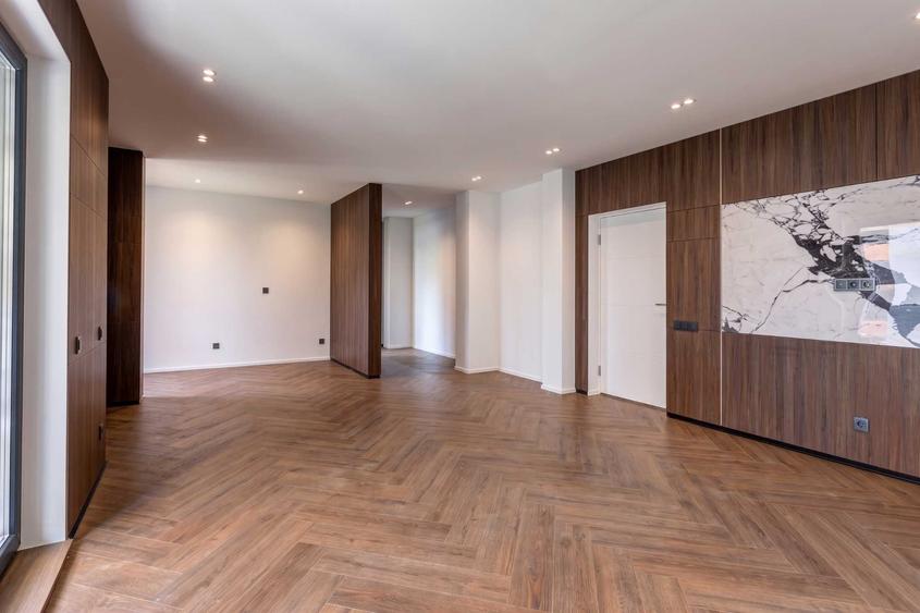 Apartament cu 2 camere semidecomandat în Dosu Bricii