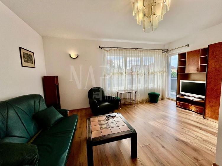 Apartament cu 3 camere decomandat în Zorilor