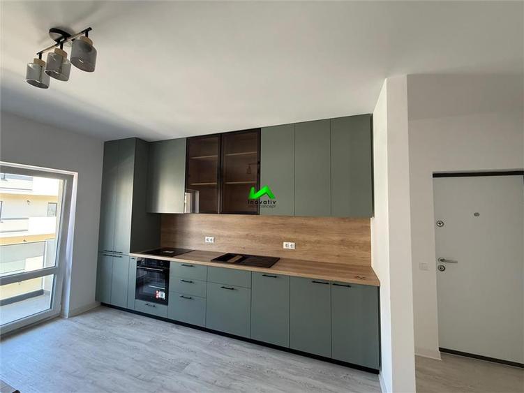 Apartament cu 3 camere decomandat în Hipodrom 3