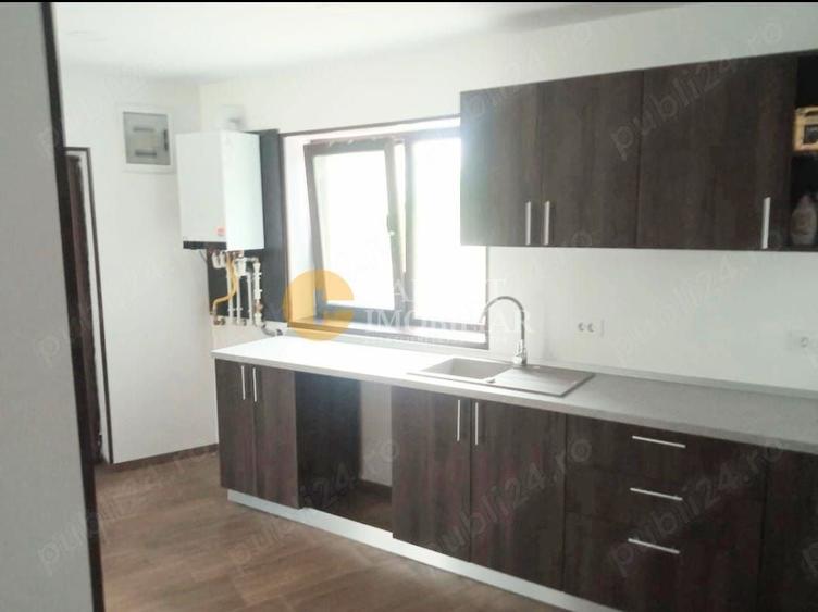 Apartament cu 3 camere decomandat în Tătărași