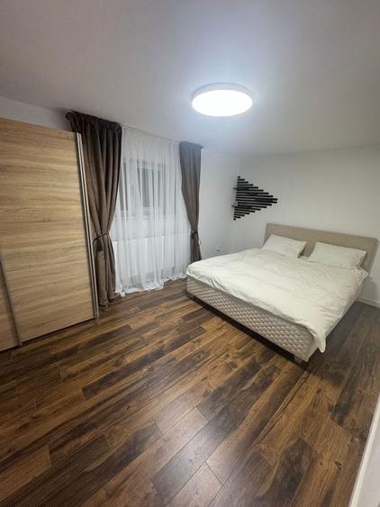 Casă cu 2 camere cu Teren 10 Mp în Exterior Vest