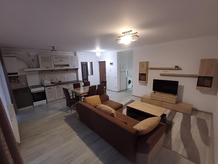 Apartament cu 2 camere semidecomandat în Dosu Bricii