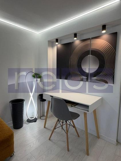 Apartament cu 2 camere semidecomandat, mobilat în Eminescu