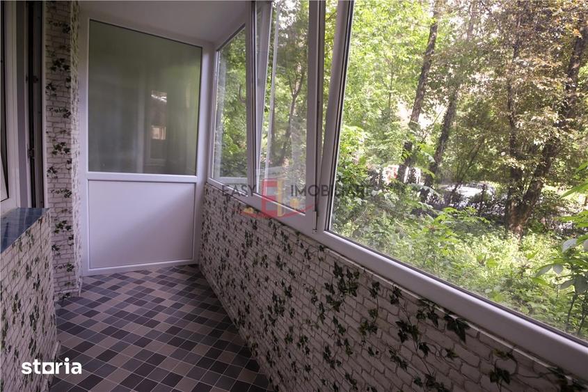 Apartament cu 2 camere decomandat în Cornișa