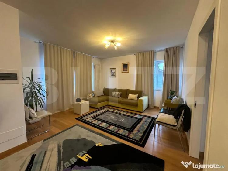 Casă cu 7 camere cu Teren 163 Mp în Lucian Blaga