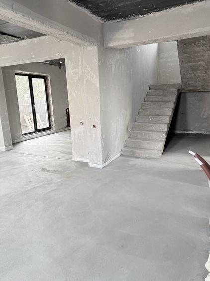 Casă cu 4 camere în Electroprecizia