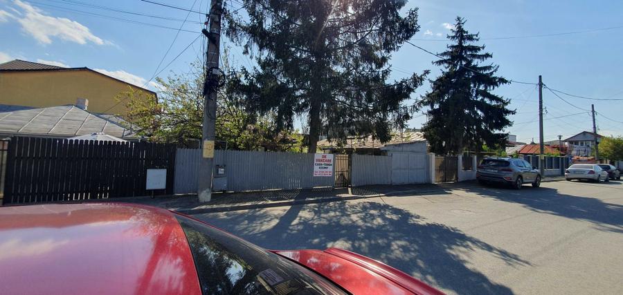 Casă cu 4 camere în Central