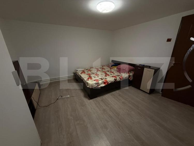 Casă individuală cu 3 camere cu Teren 597 Mp în Băicoi