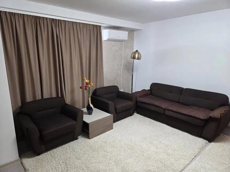 Apartament cu 2 camere decomandat, mobilat în Palas