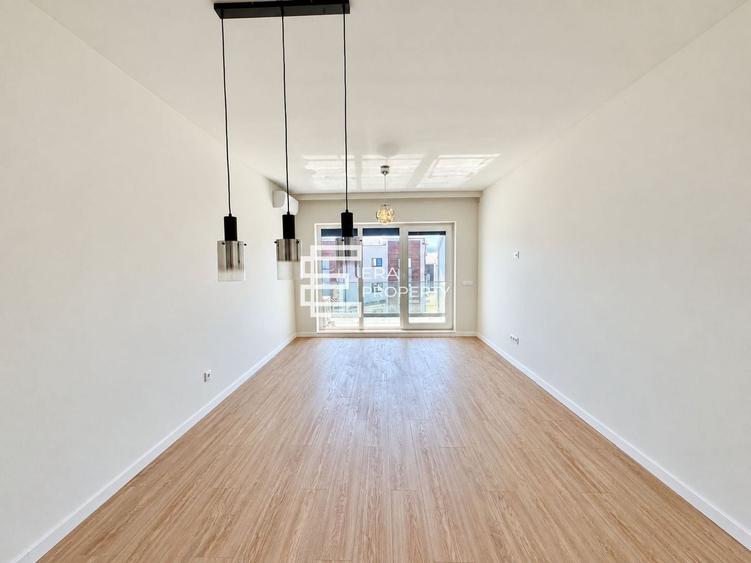 Apartament cu 3 camere decomandat în Cristian