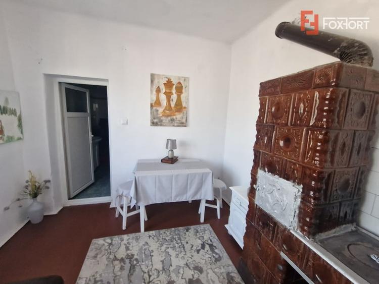 Casă individuală cu 3 camere cu Teren 647 Mp în Moșnița Veche