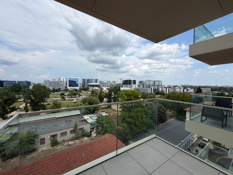 Apartament cu 2 camere decomandat în Aviației