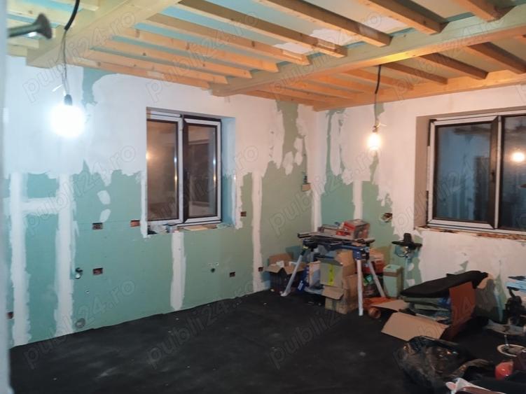 Casă cu 6 camere în Mihai Vodă