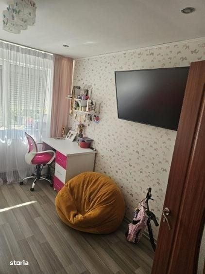 Apartament 3 camere Decomandat - 13