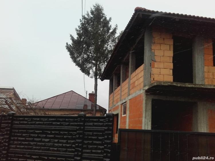 Casă individuală cu 4 camere cu Teren 314 Mp în Bariera Vâlcii
