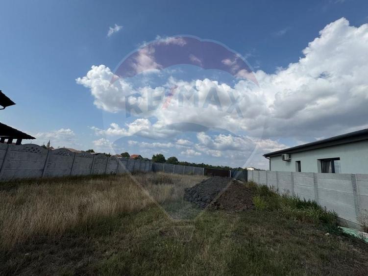 Teren Construcții intravilan de 577 mp, în Vladimirescu