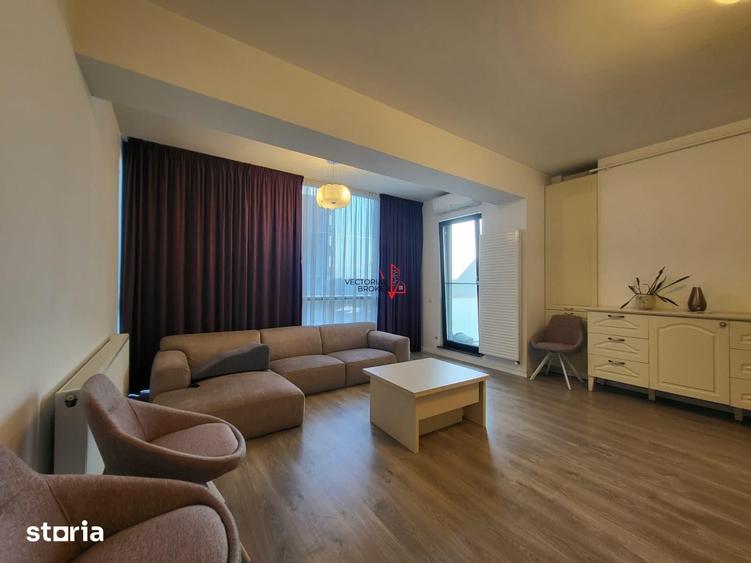 Apartament cu 3 camere decomandat în Titan