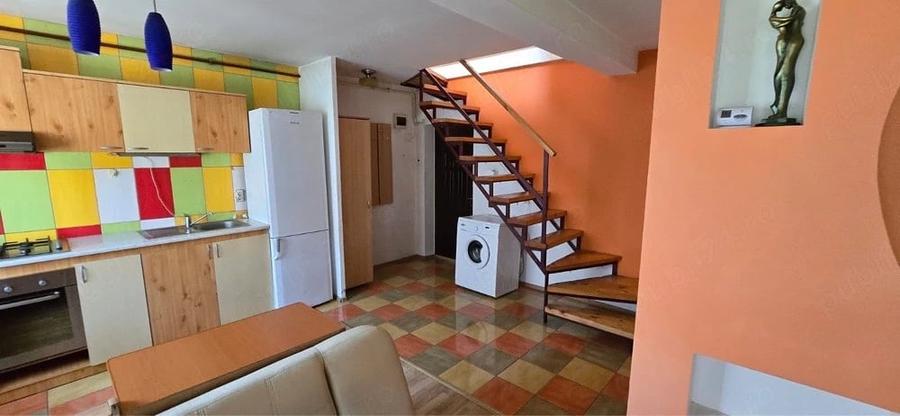 Garsonieră decomandată în Central
