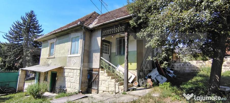 Casa tradi?ionala renovabila, cu 2077 mp teren, sat Vi? - 1