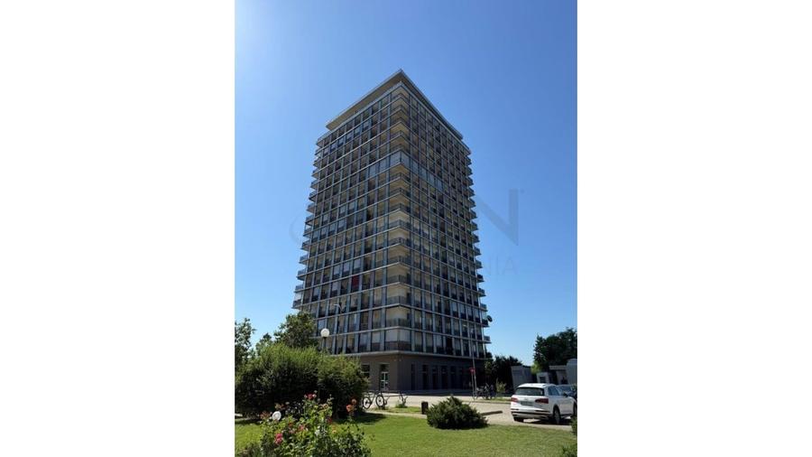 Apartament cu 3 camere decomandat, mobilat în Tineretului