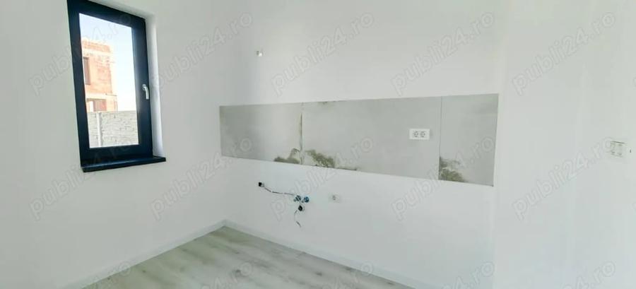 Casă cu 5 camere în Mehala