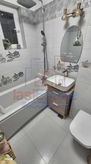 Apartament cu 3 camere semidecomandat în Alexandru cel Bun