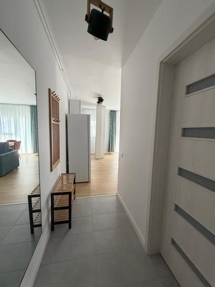 Apartament cu 2 camere semidecomandat în Florești