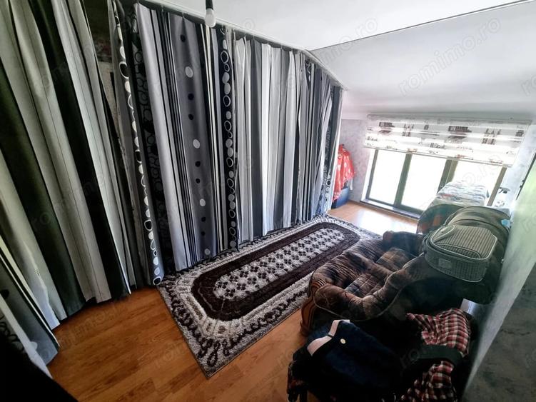 Casă cu 5 camere cu Teren 544 Mp în Agigea