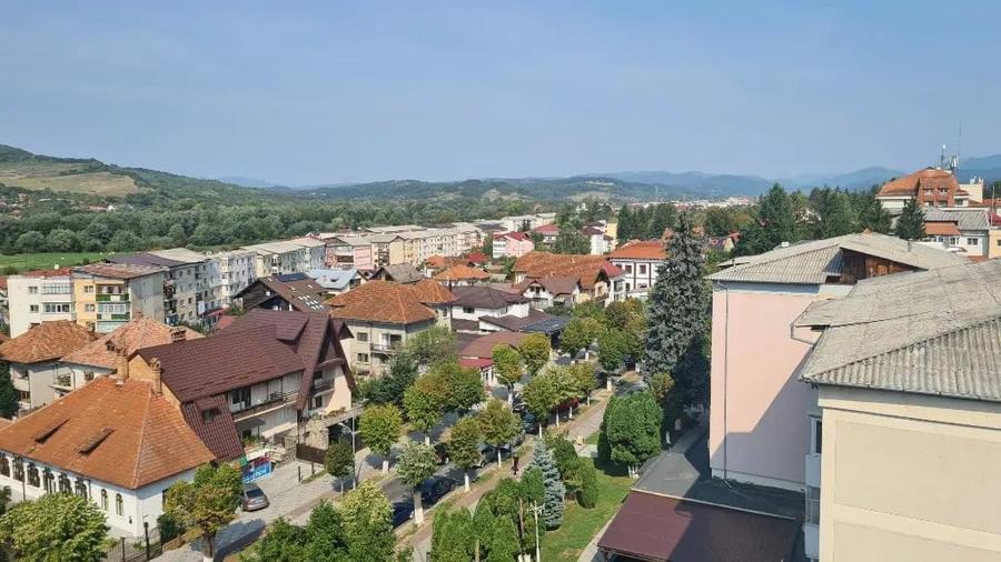 Oferind spre inchiriere garsoniera in Curtea de Arges - 4