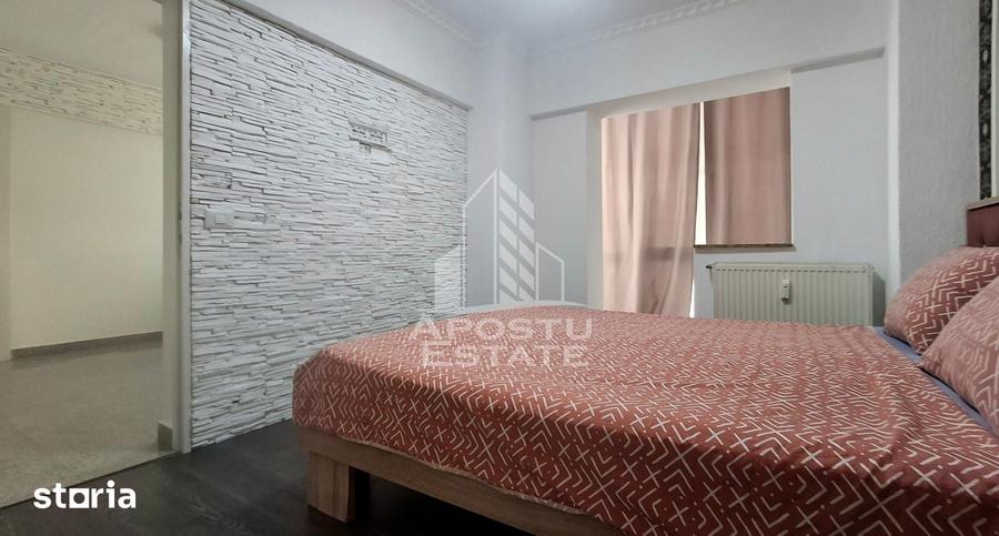 Apartament cu 2 camere decomandat zona Micalaca - 1