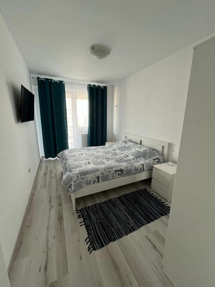 Apartament cu 2 camere decomandat în Est