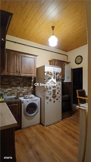 Apartament cu 2 camere semidecomandat în Vatra Luminoasă