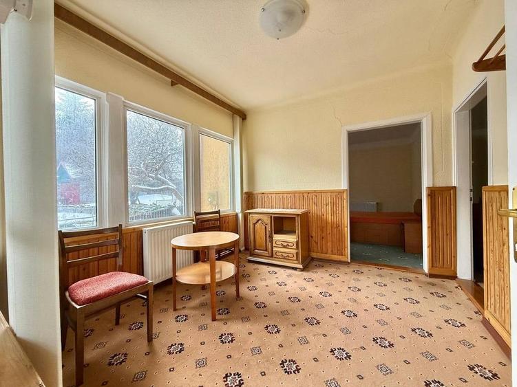 Casă cu 3 camere cu Teren 272 Mp în Poiana Țapului