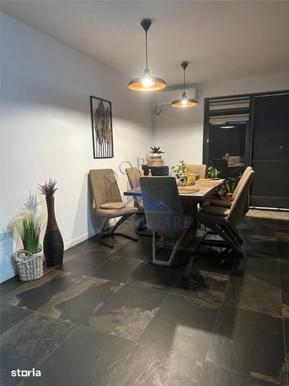 Apartament cu 3 camere decomandat în 1 Mai