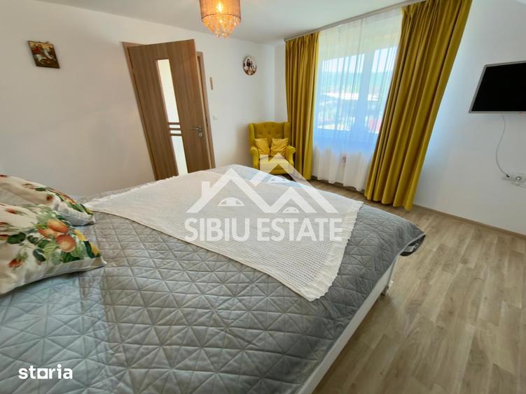 Casă cu 5 camere cu Teren 1000 Mp în Central