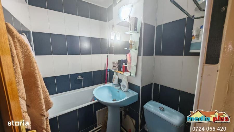 Apartament cu 2 camere decomandat în Micro 13