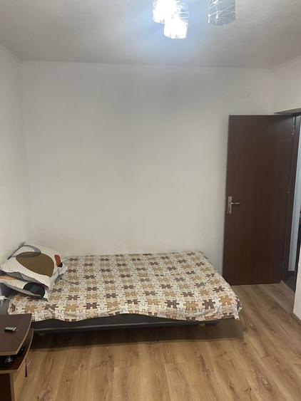 Garsonieră semidecomandată în Central