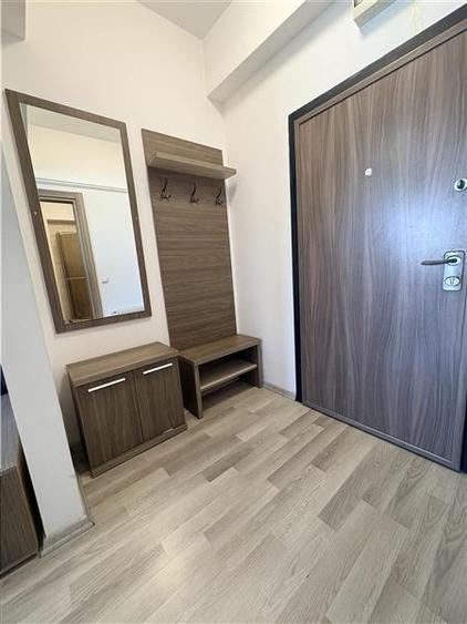 Apartament cu 2 camere decomandat, mobilat în Exterior Est