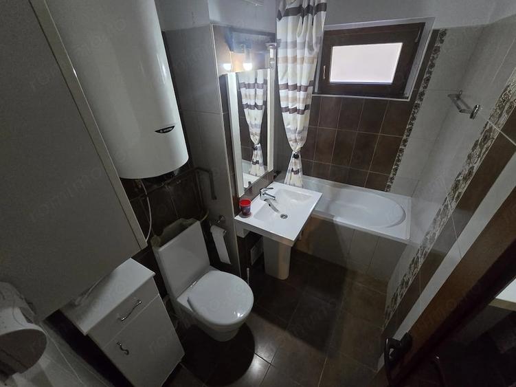 Apartament cu 2 camere semidecomandat în Girocului
