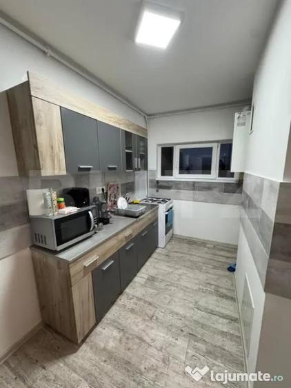 Apartament cu 2 camere decomandat în Budai