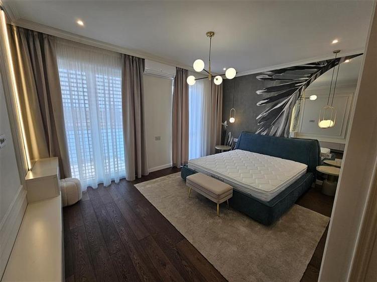 Apartament cu 4 camere semidecomandat, mobilat în Gheorgheni