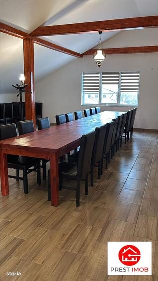 Spațiu comercial, de 450 mp, în Sântioana