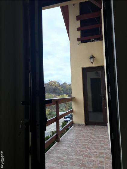 Casă cu 6 camere în Clinceni