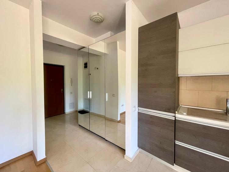 Apartament cu 2 camere decomandat, mobilat în Băneasa