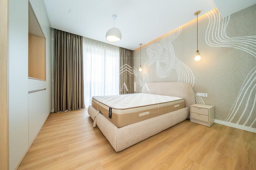 Apartament cu 4 camere decomandat în Central