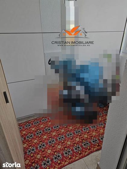 Apartament cu 3 camere în Cetate